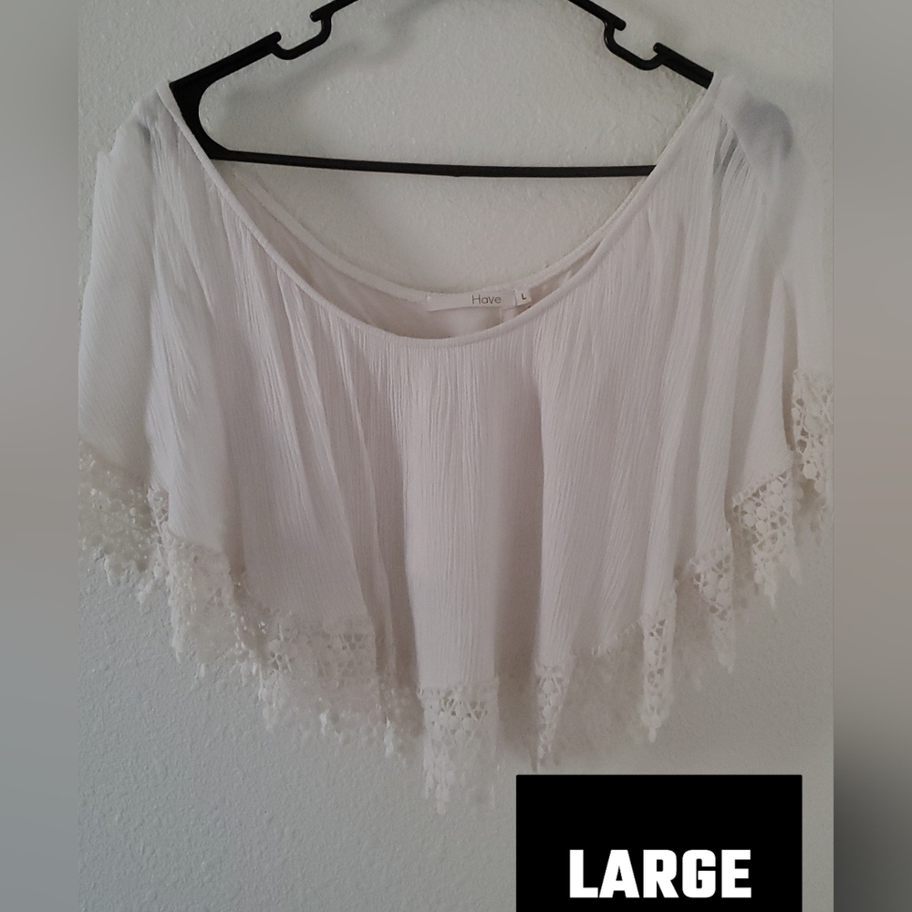 Forever 21 off the shoulder blouse lace design ends